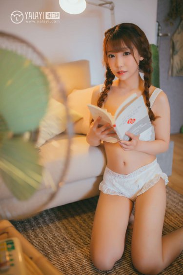 美女任你摸